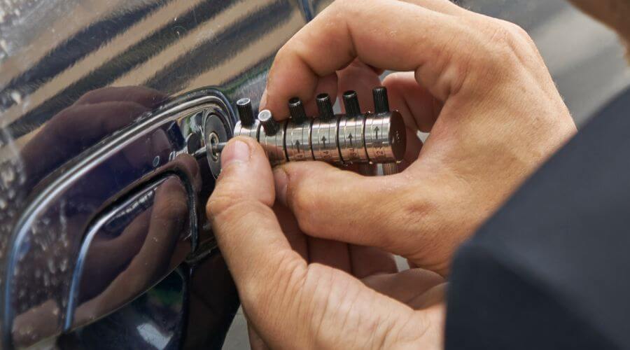 Expert Emergency Roof Repairs services in Newcastle, CA